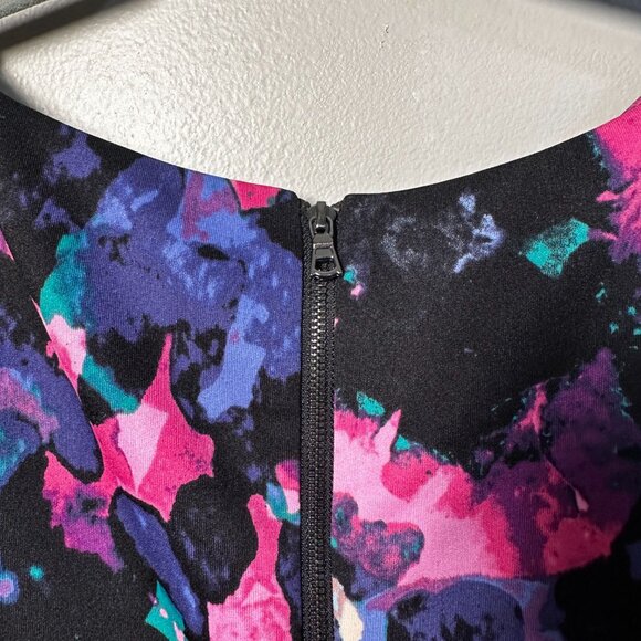 Multi color, skater style cocktail dress with pockets- Taylor Size M, - Picture 5 of 5